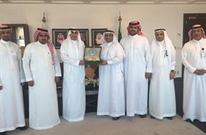 2171cdbc2d_تكريم محافظة جدة.jpg