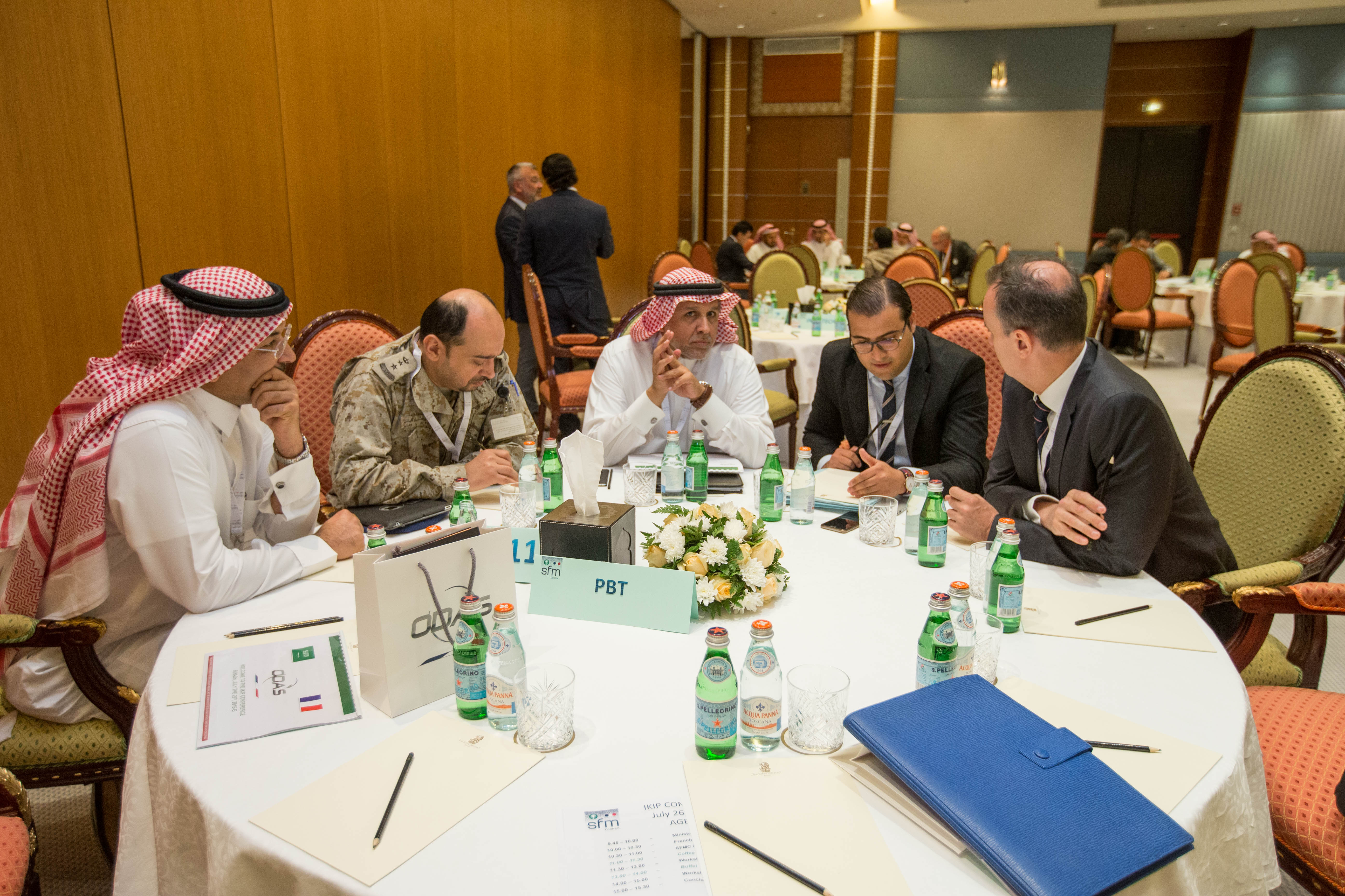 20 اتفاقية بين 60 شركة سعودية وفرنسية لدعم الشراكة في التعاون العسكري ANJ_0302