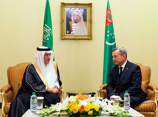 صورة وزير المالية التركماني.jpg